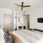 Villa Lyra House