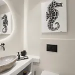 Villa Lyra House